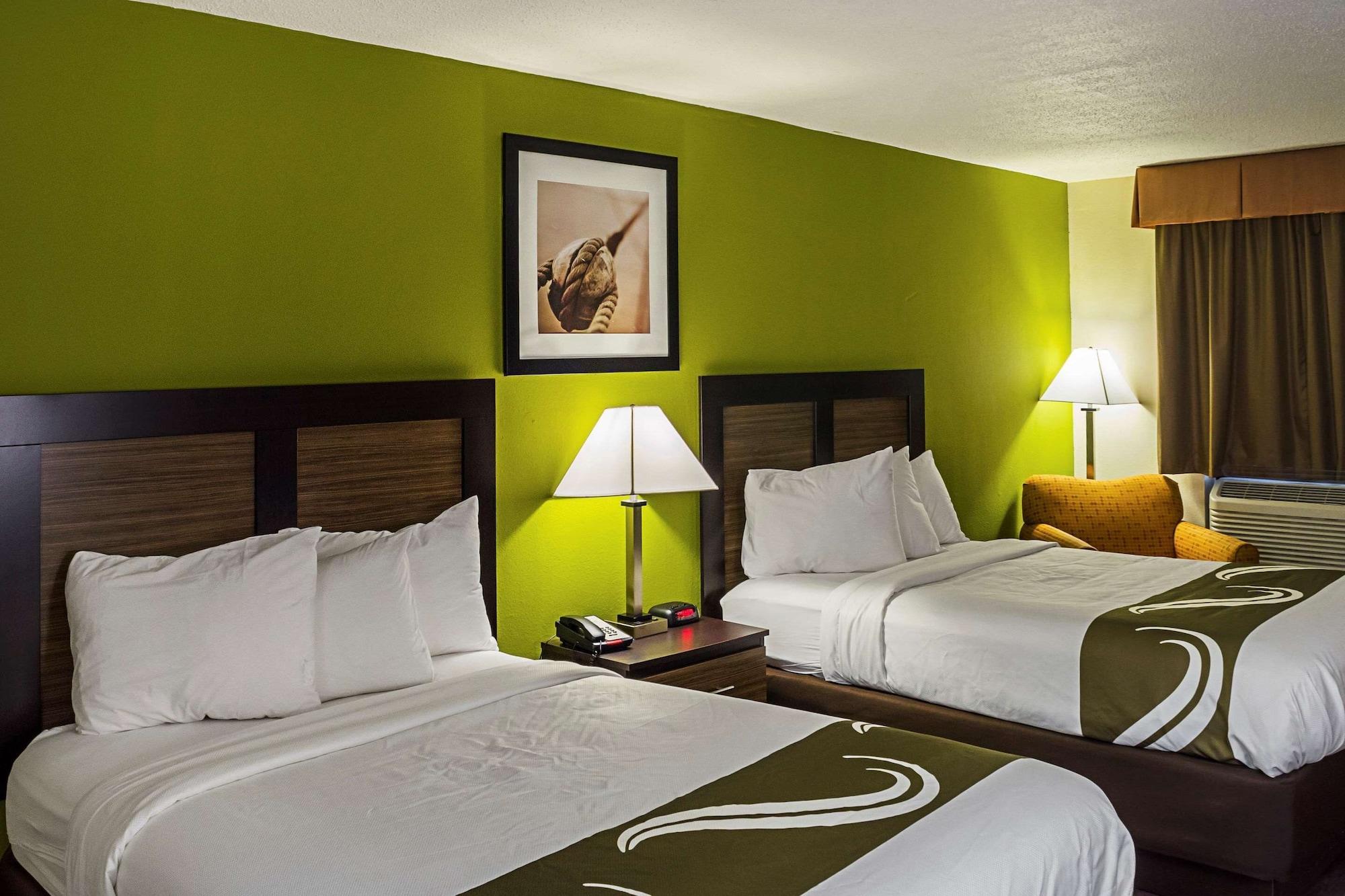 Quality Inn 3*